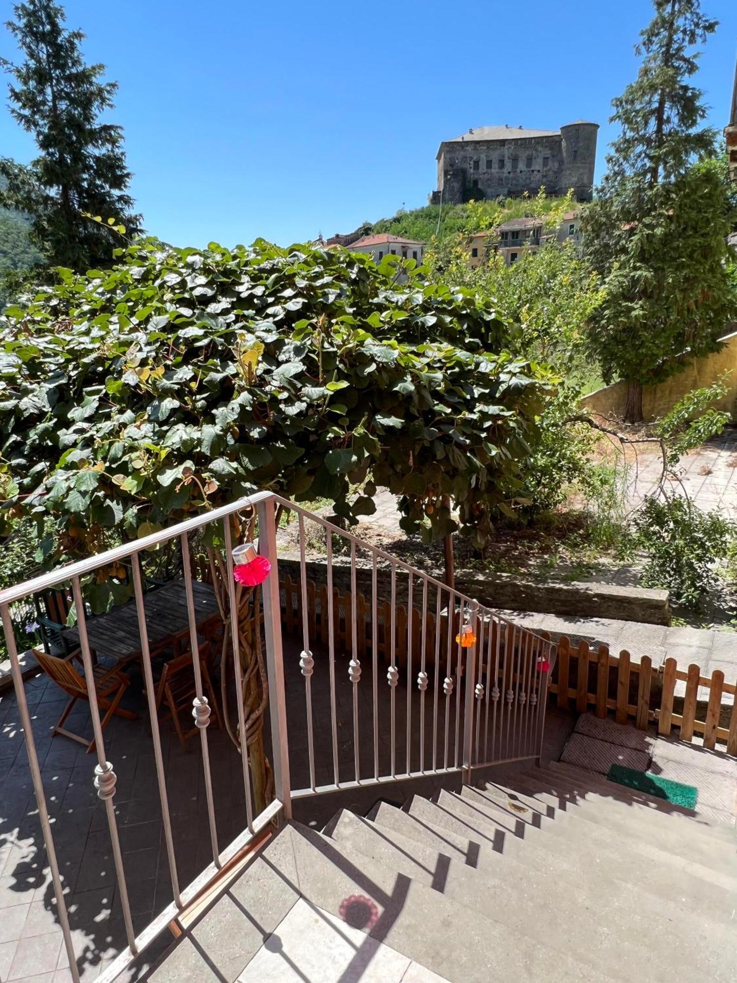 Casa Boru - A Beautiful Fully Restored Spacious House With Fantastic Views Calice al Cornoviglio Exterior foto